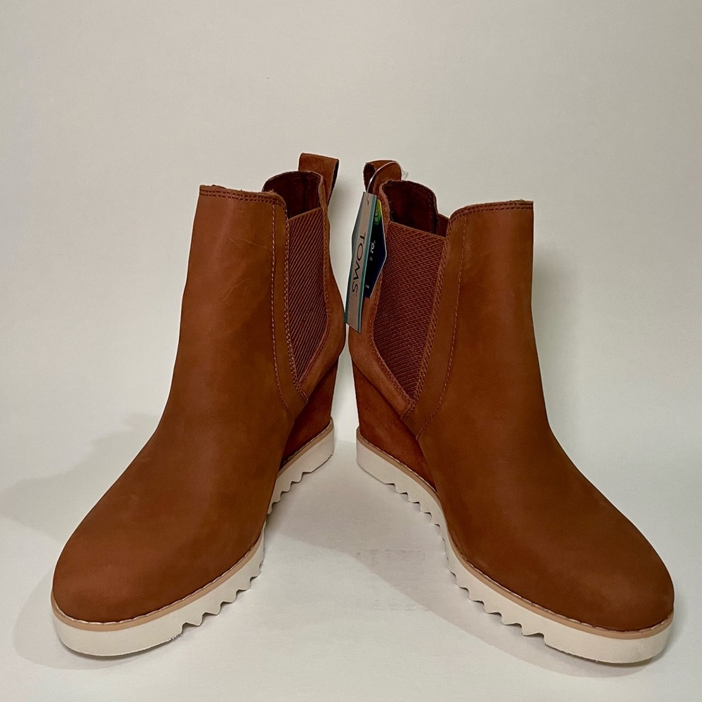 Tom's Maddie wedge boot